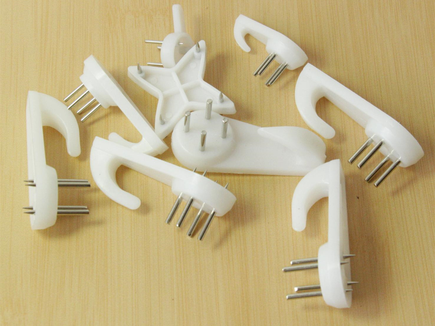 無(wú)痕掛鉤好不好?怎么使用?無(wú)痕掛鉤種類(lèi)及使用注意事項(xiàng)詳解(圖1)