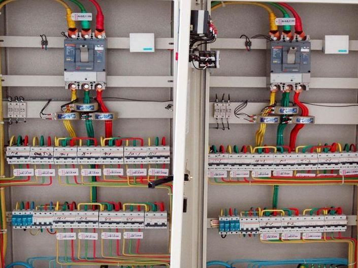 配電柜安裝規(guī)范是什么？配電柜清潔與保養(yǎng)一起了解(圖3)